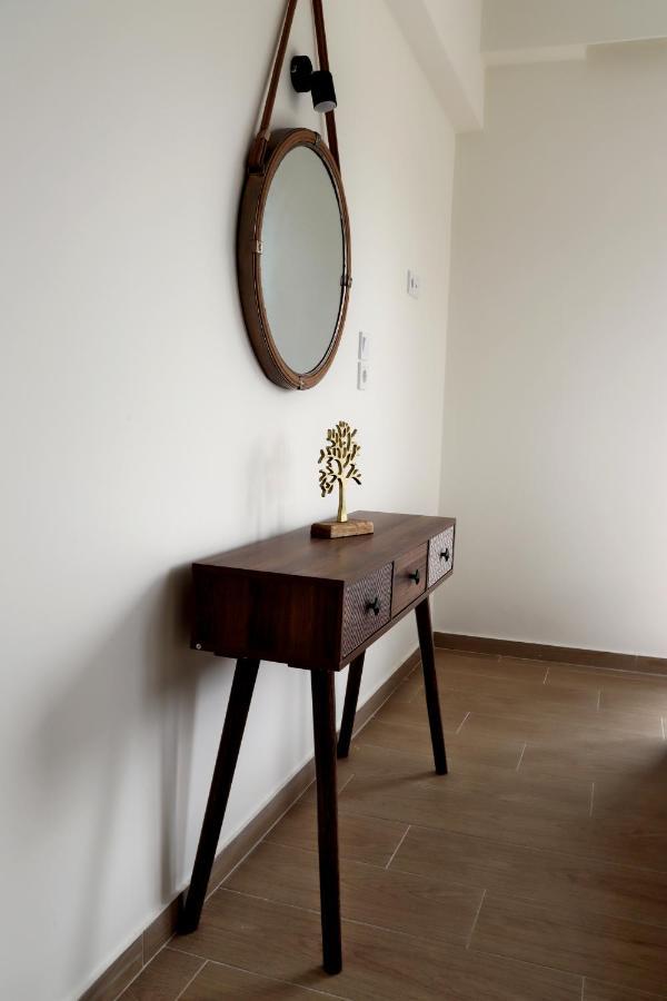 Sea Breeze Apartment Haraki Exterior foto
